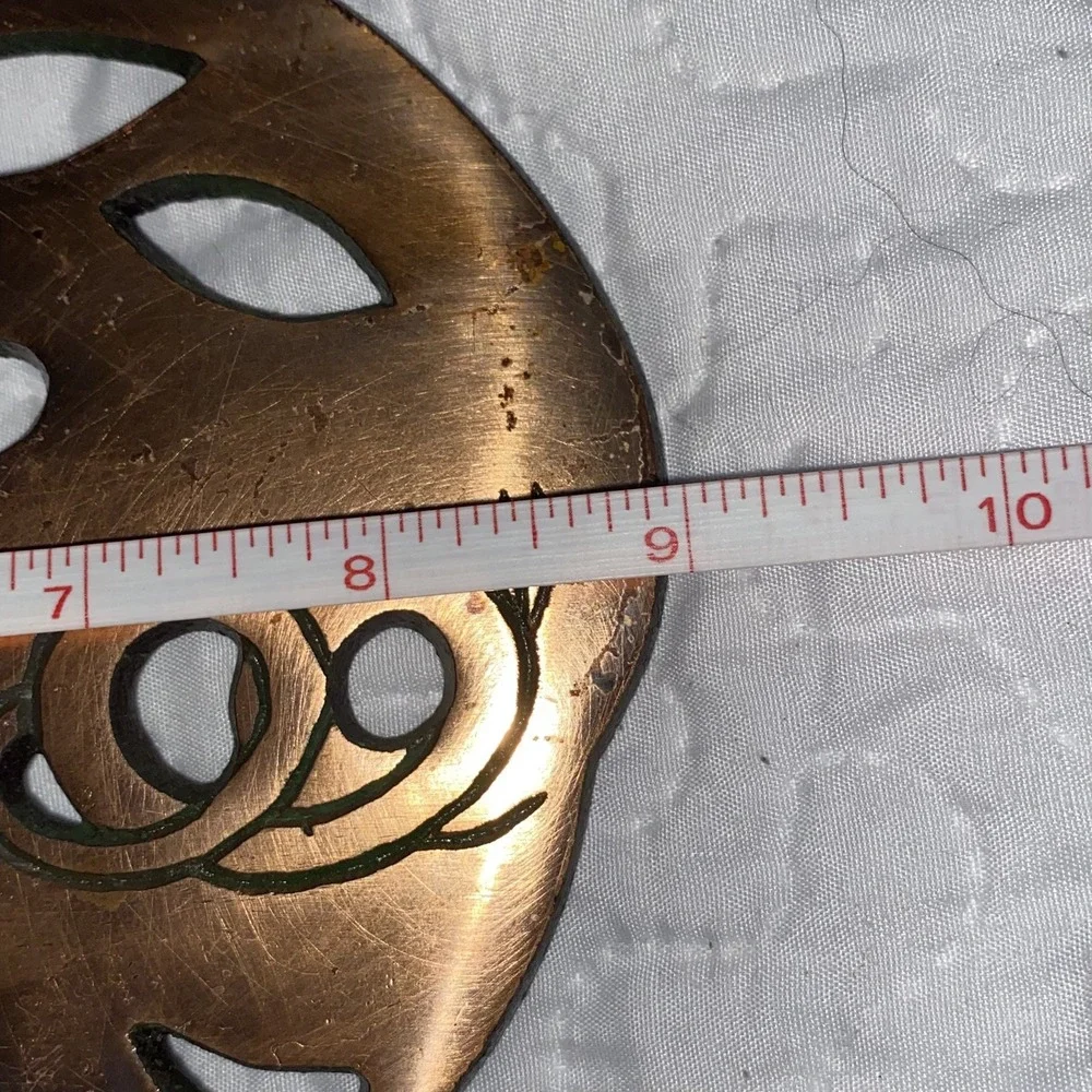 Vtg Brass Tone Pig Trivet Farmhouse Kitchen Wall Decor Cutout Piggy Hot Plate‎